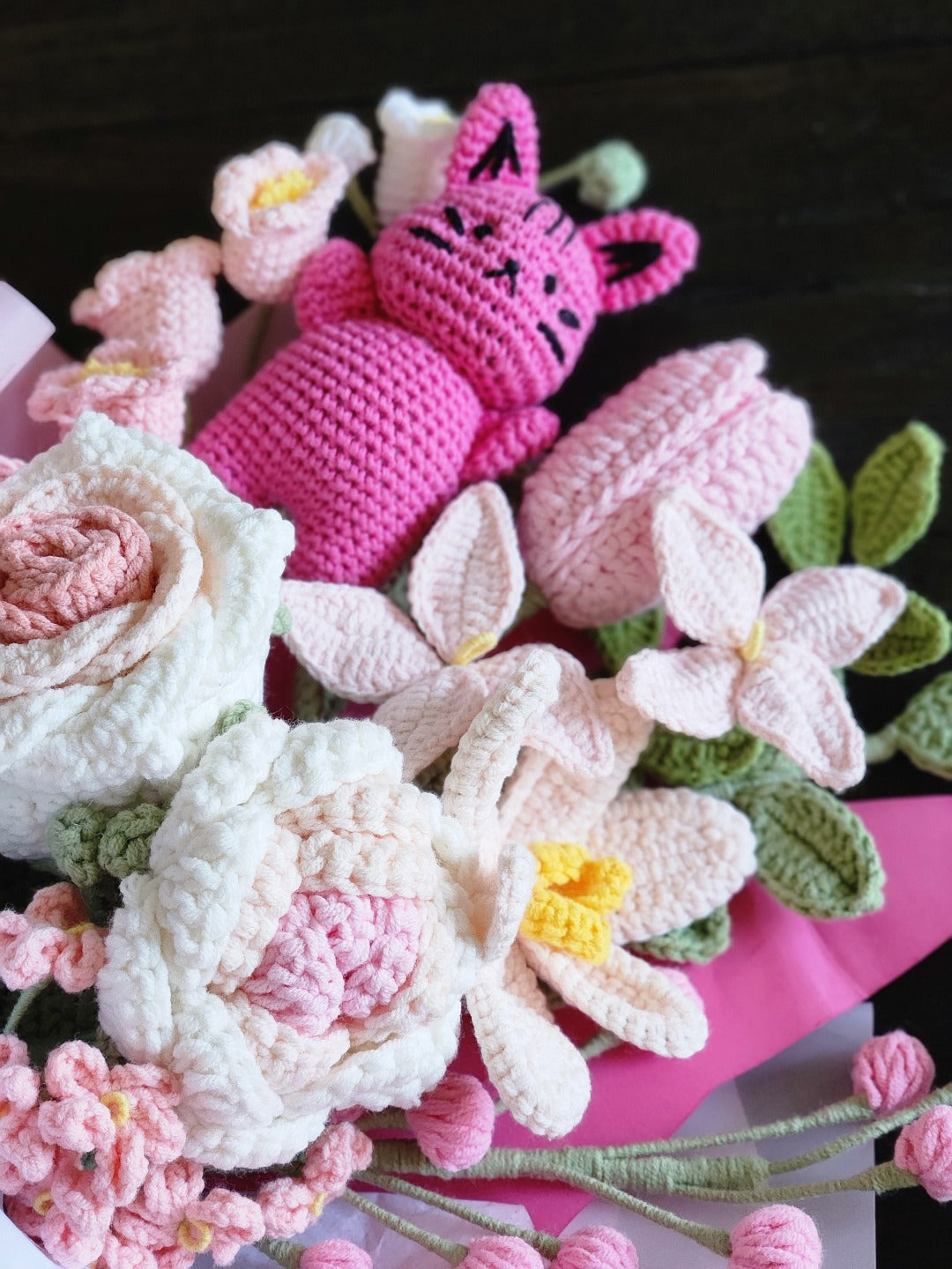 Apari Crochet Flower Bouquet